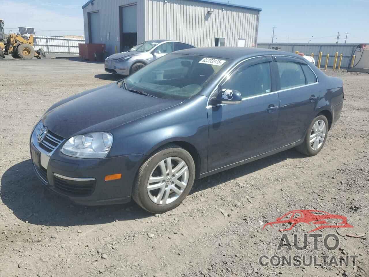 VOLKSWAGEN JETTA 2010 - 3VWRL7AJ3AM061952