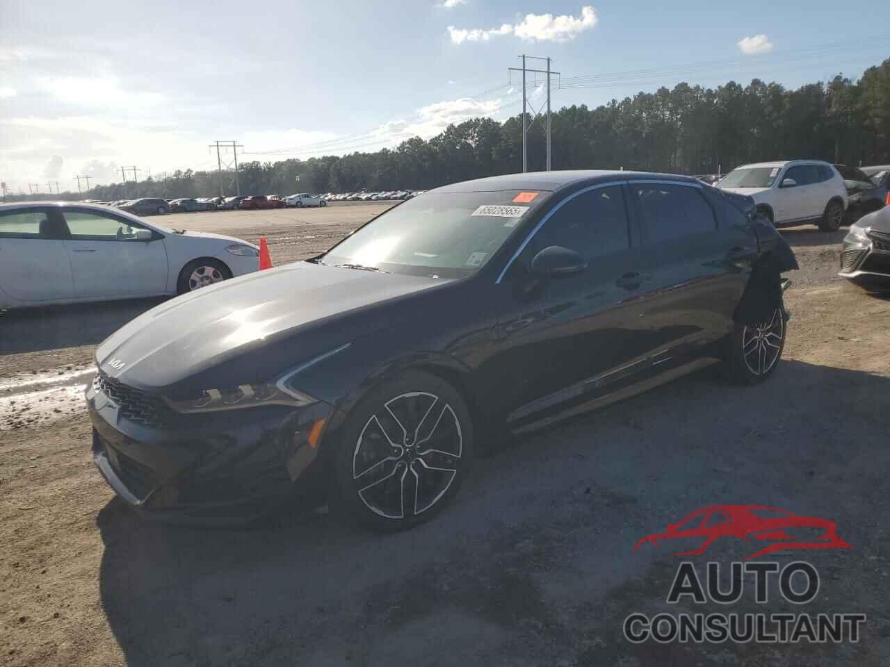 KIA K5 2023 - 5XXG44J83PG218537