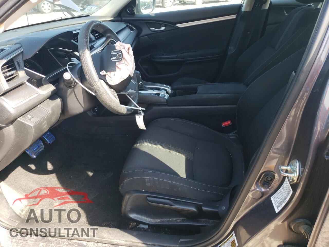 HONDA CIVIC 2017 - 19XFC2F77HE227822