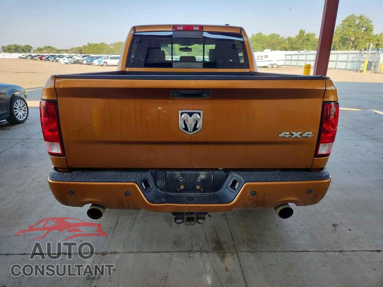 DODGE RAM 1500 2012 - 1C6RD7MT9CS305909