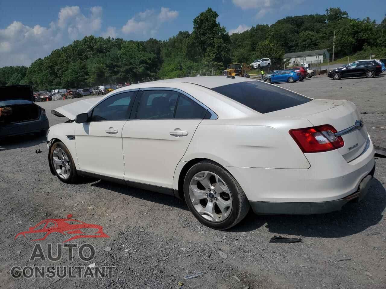 FORD TAURUS 2011 - 1FAHP2EW3BG173454