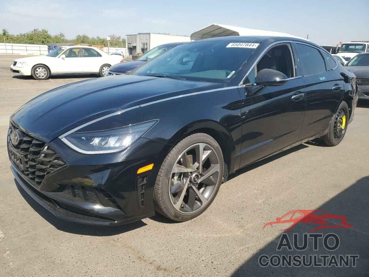 HYUNDAI SONATA 2023 - KMHL44J22PA263339