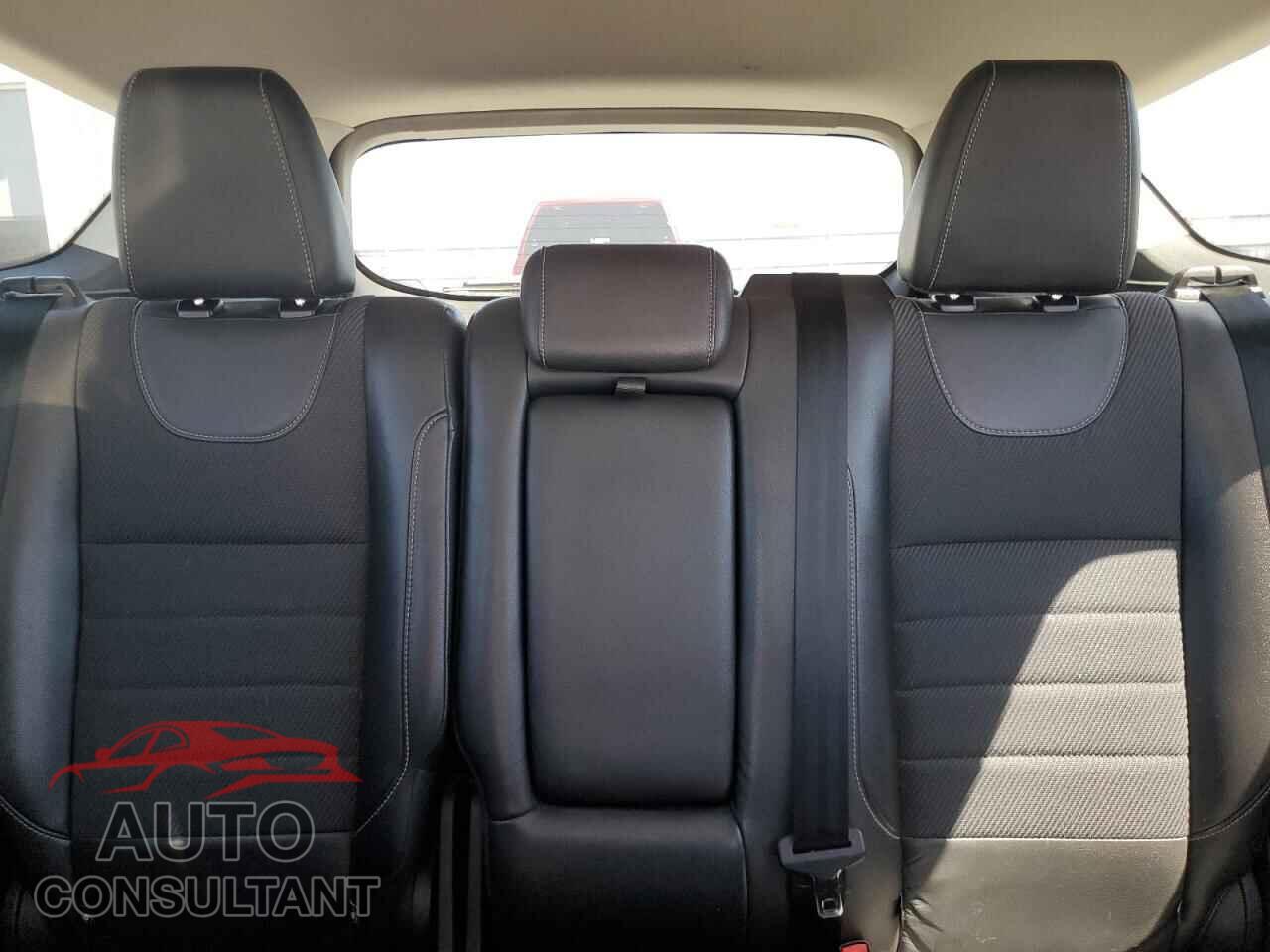 FORD ESCAPE 2015 - 1FMCU9GX3FUC27219