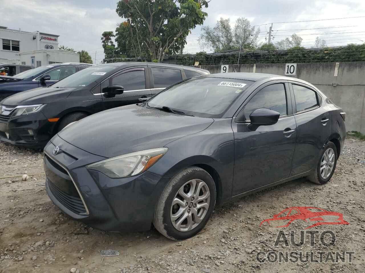 TOYOTA YARIS 2017 - 3MYDLBYV7HY153773