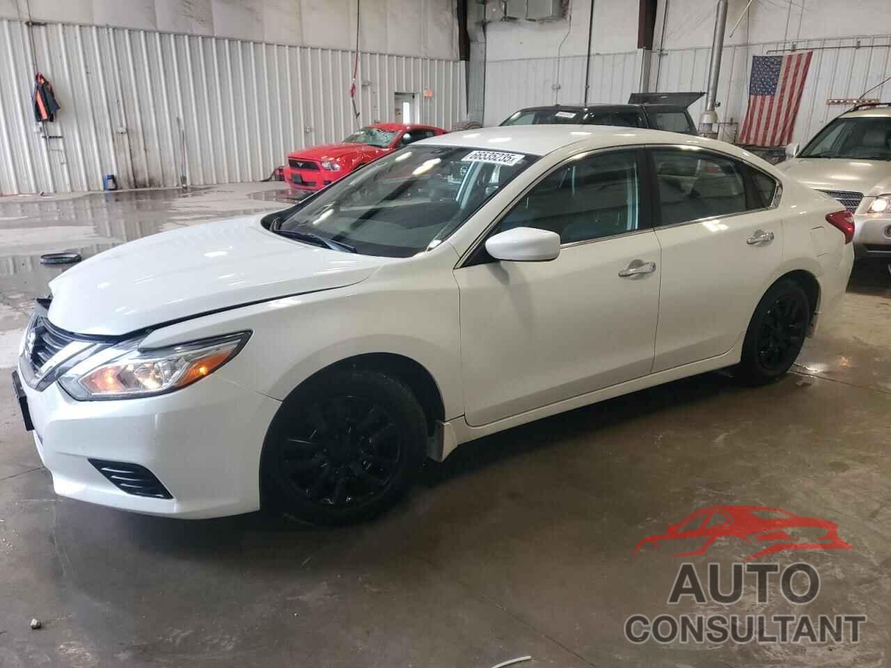 NISSAN ALTIMA 2017 - 1N4AL3AP8HN313133