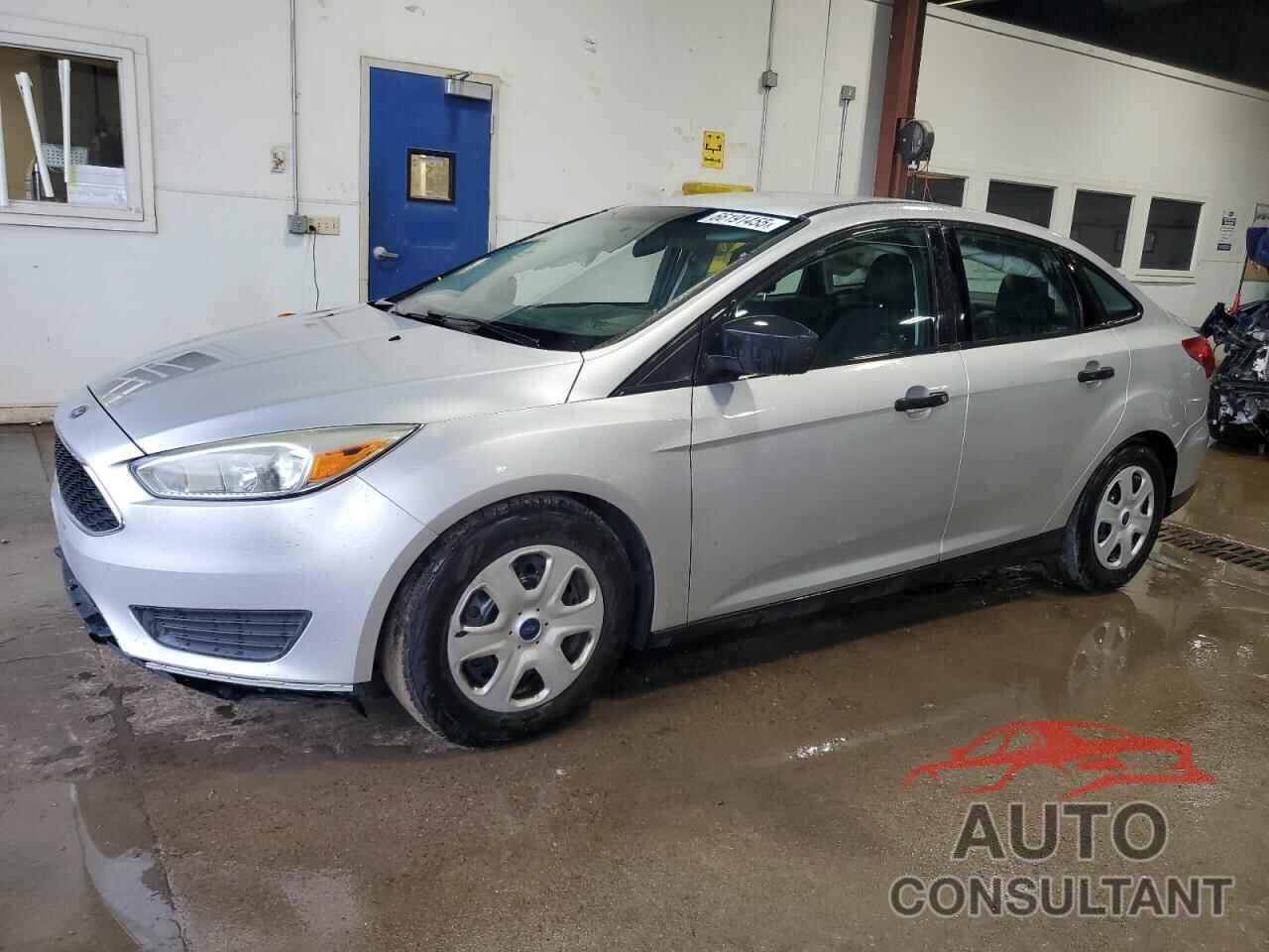 FORD FOCUS 2016 - 1FADP3E26GL289120