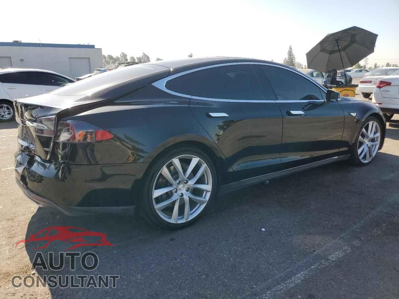 TESLA MODEL S 2015 - 5YJSA1S25FF097331