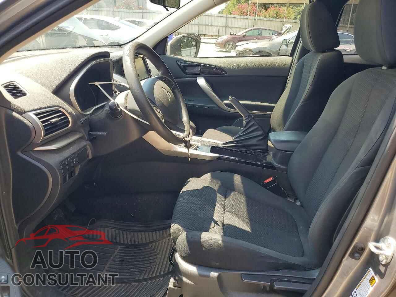 MITSUBISHI ECLIPSE 2019 - JA4AT3AA6KZ016006