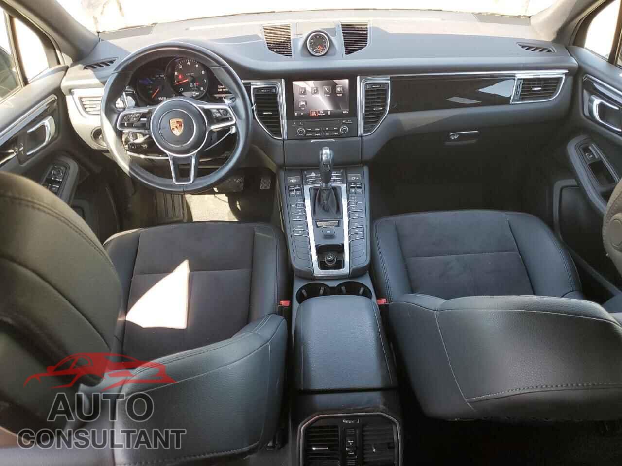 PORSCHE MACAN 2018 - WP1AA2A57JLB17726