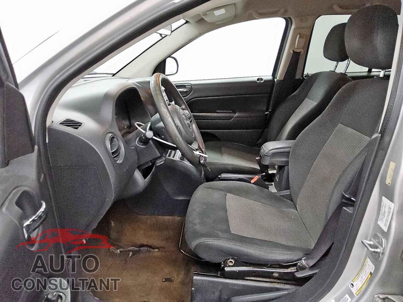 JEEP COMPASS 2014 - 1C4NJCBAXED572932