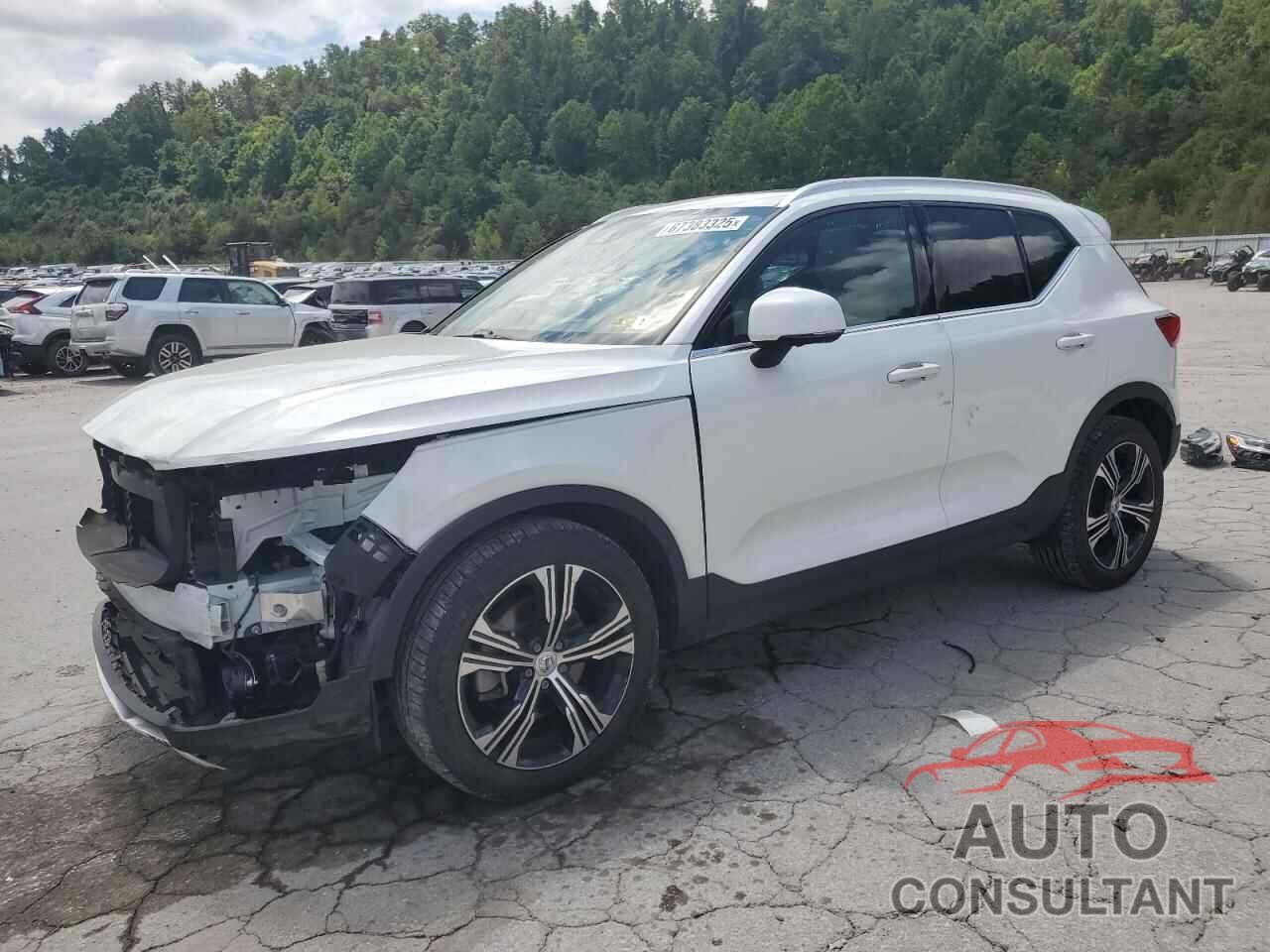 VOLVO XC40 2021 - YV4162UL7M2450299