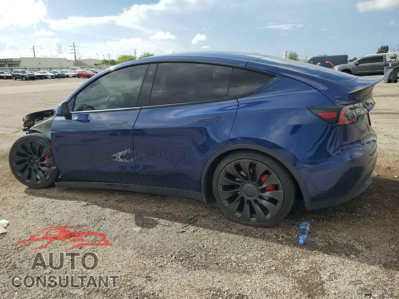 TESLA MODEL Y 2022 - 7SAYGDEF9NF376842