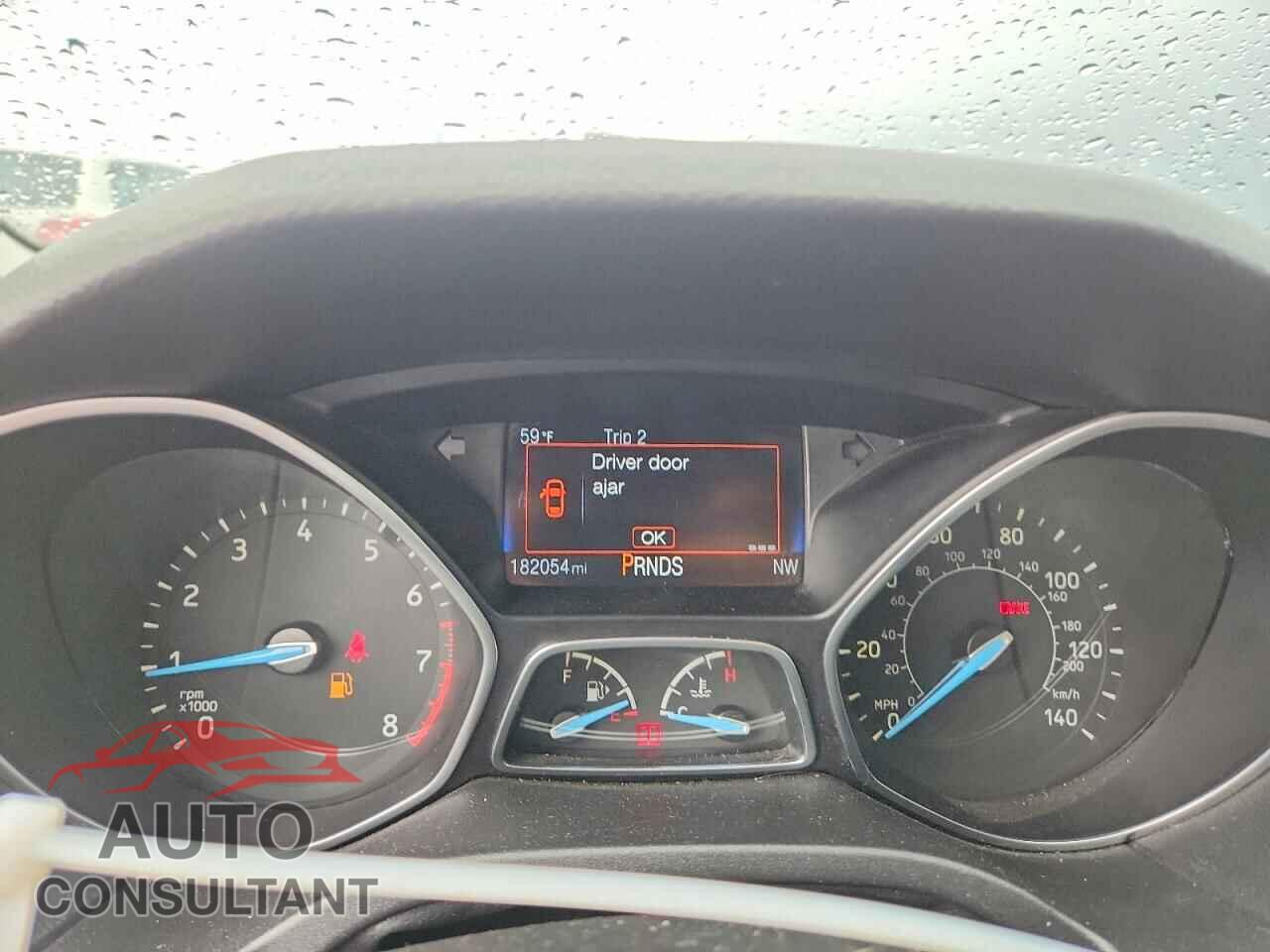 FORD FOCUS 2015 - 1FADP3F2XFL369713