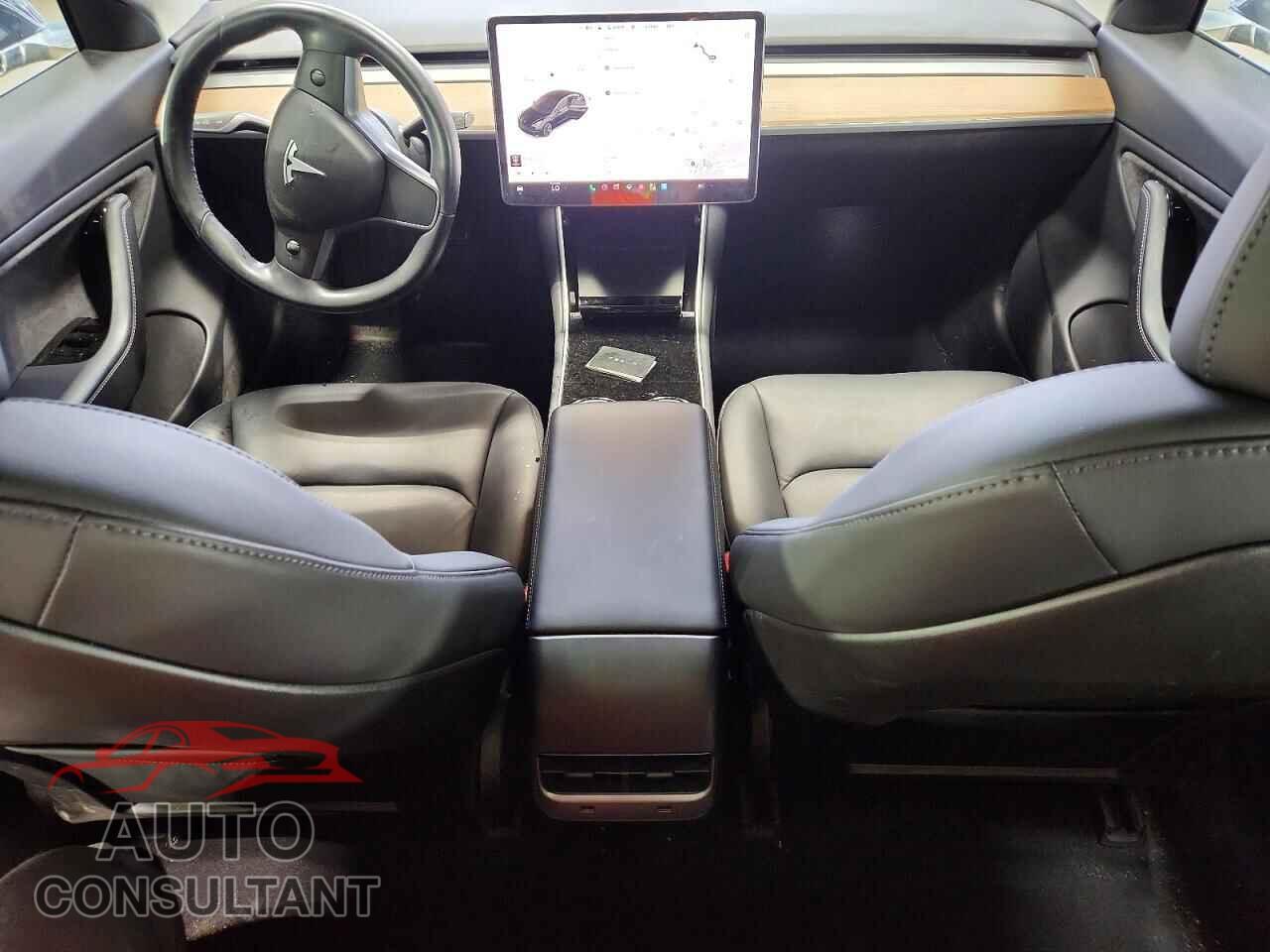 TESLA MODEL 3 2018 - 5YJ3E1EBXJF103220