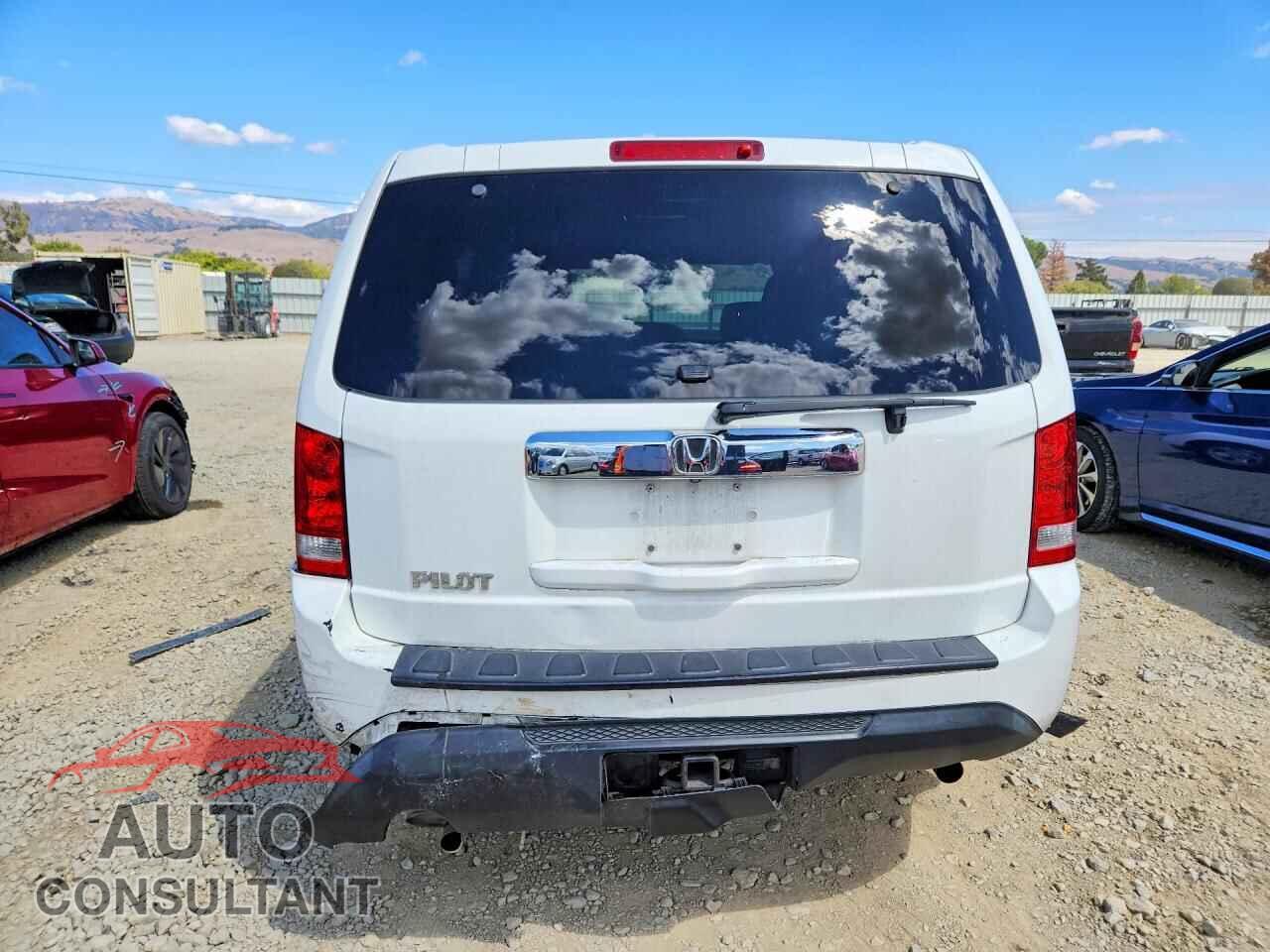 HONDA PILOT 2013 - 5FNYF3H26DB001167
