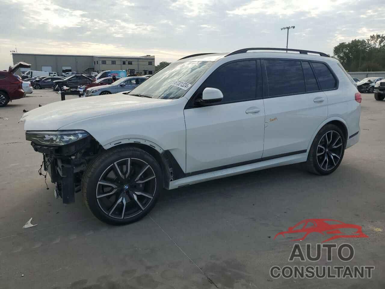 BMW X7 2020 - 5UXCW2C0XL9B81757