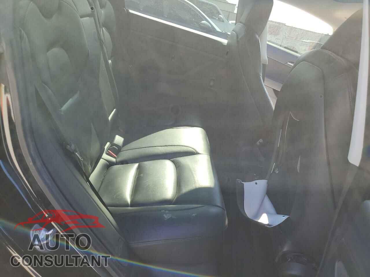 TESLA MODEL 3 2022 - 5YJ3E1EA2NF145099