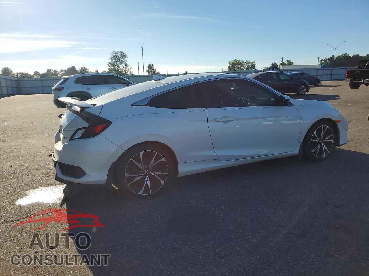 HONDA CIVIC 2018 - 2HGFC3A59JH755420