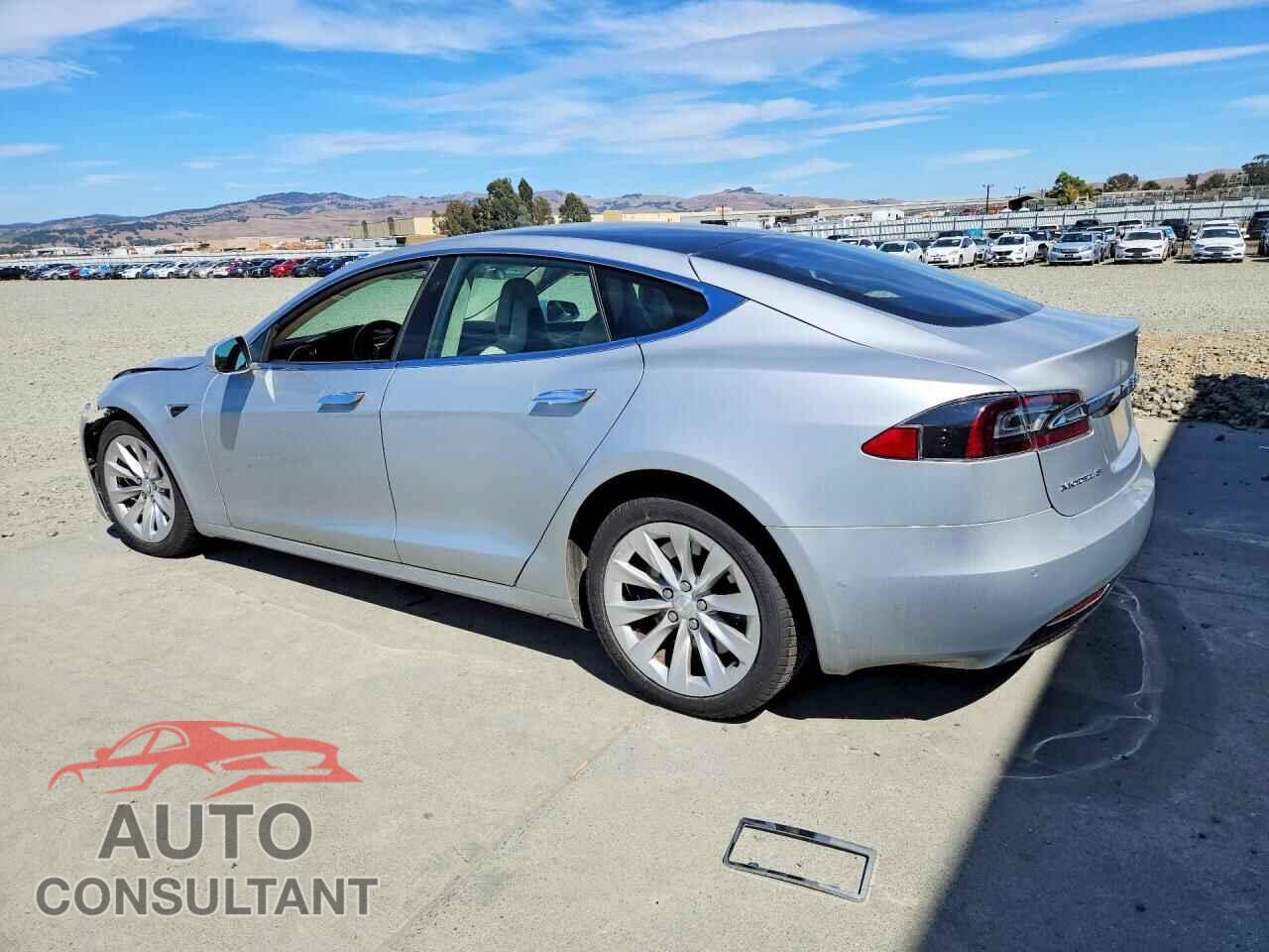TESLA MODEL S 2017 - 5YJSA1E13HF224972