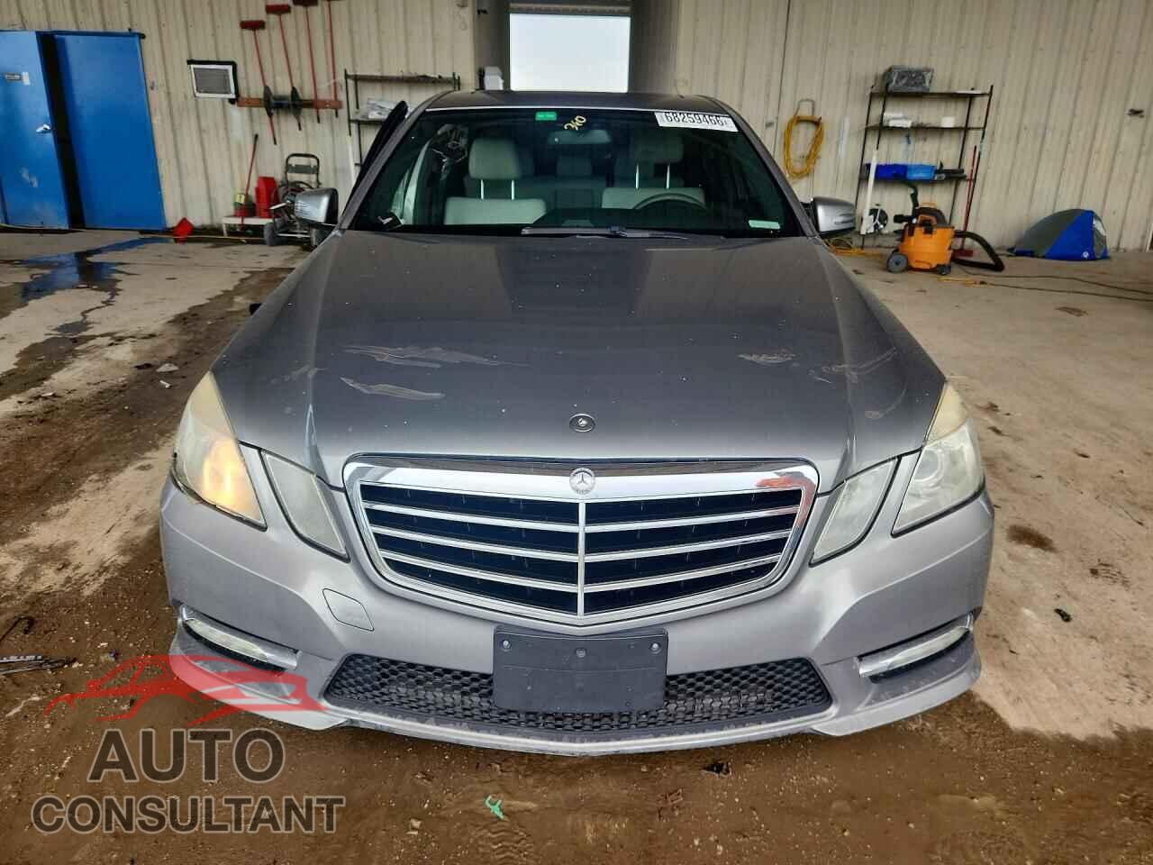 MERCEDES-BENZ E-CLASS 2012 - WDDHF5KB3CA586355