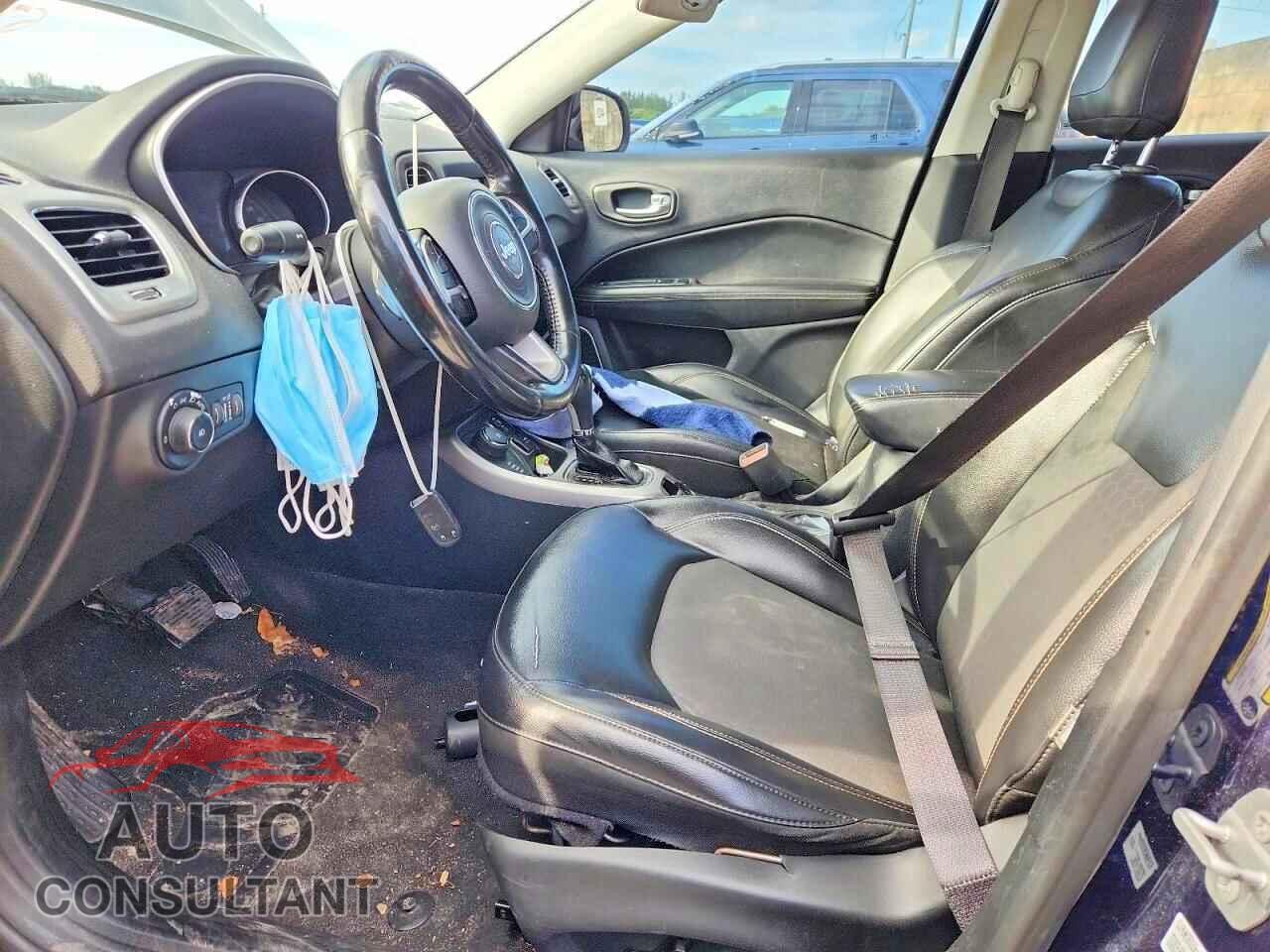 JEEP COMPASS 2018 - 3C4NJDBB0JT255731