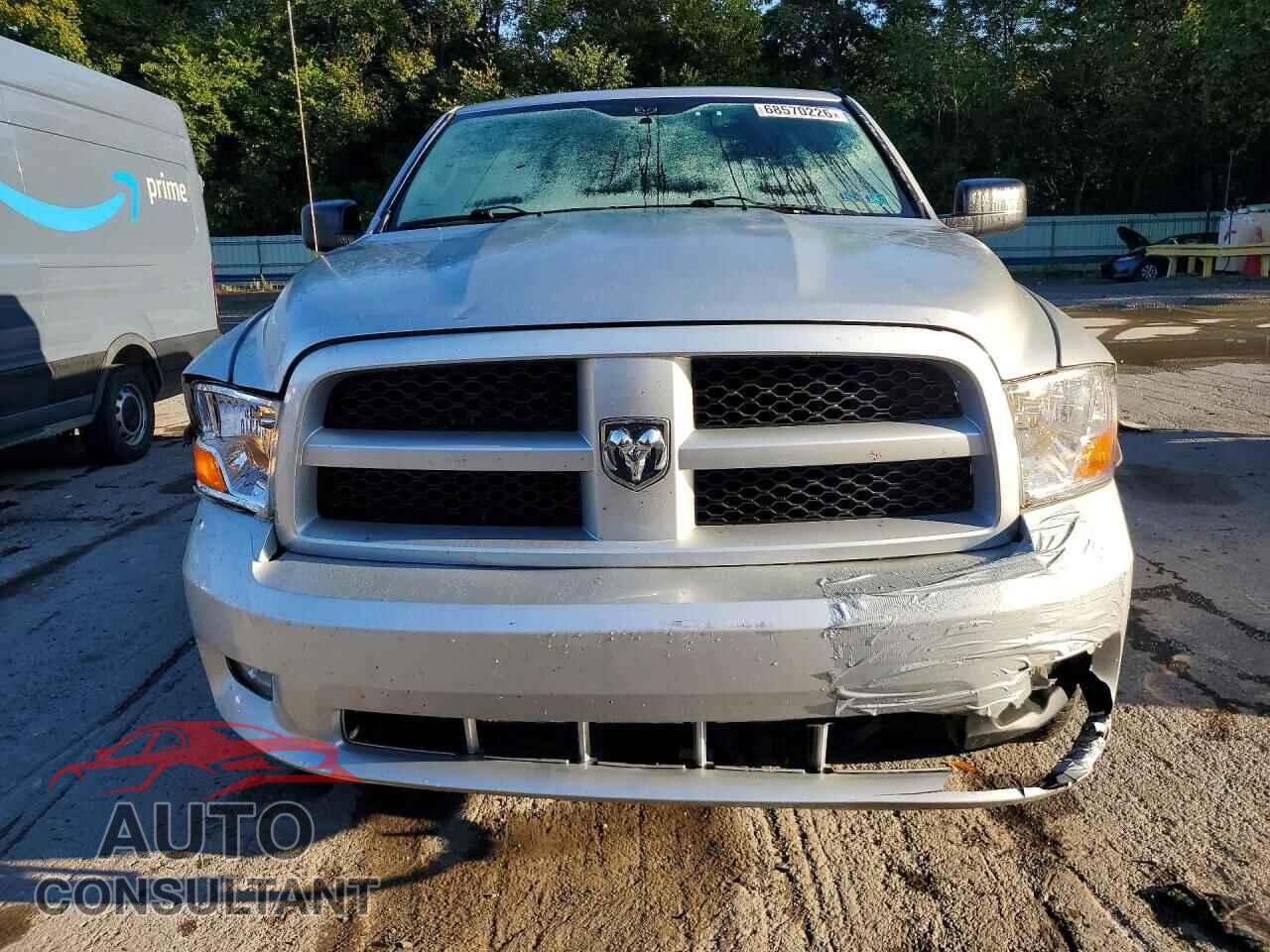 DODGE RAM 1500 2012 - 1C6RD7FT8CS325775