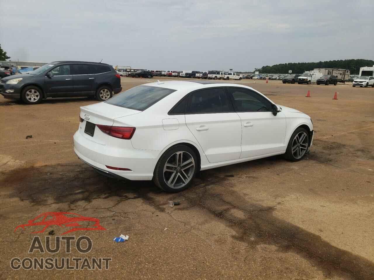 AUDI A3 2017 - WAUAUGFF8H1026507