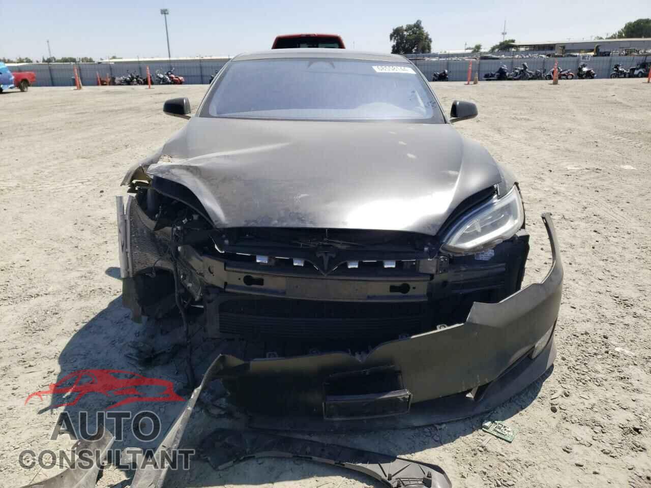 TESLA MODEL S 2018 - 5YJSA1E45JF291444