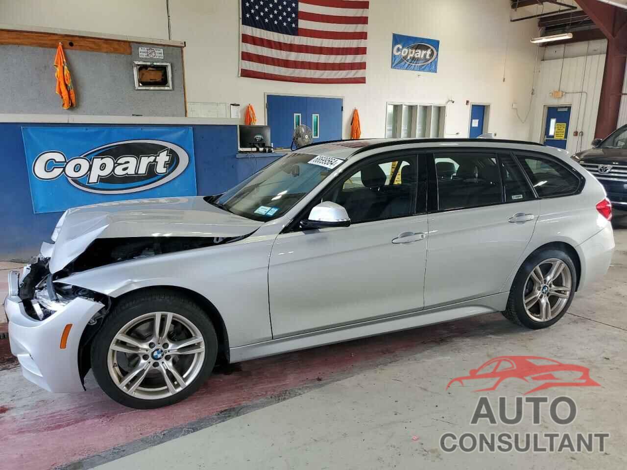 BMW 3 SERIES 2018 - WBA8J1C5XJA485964