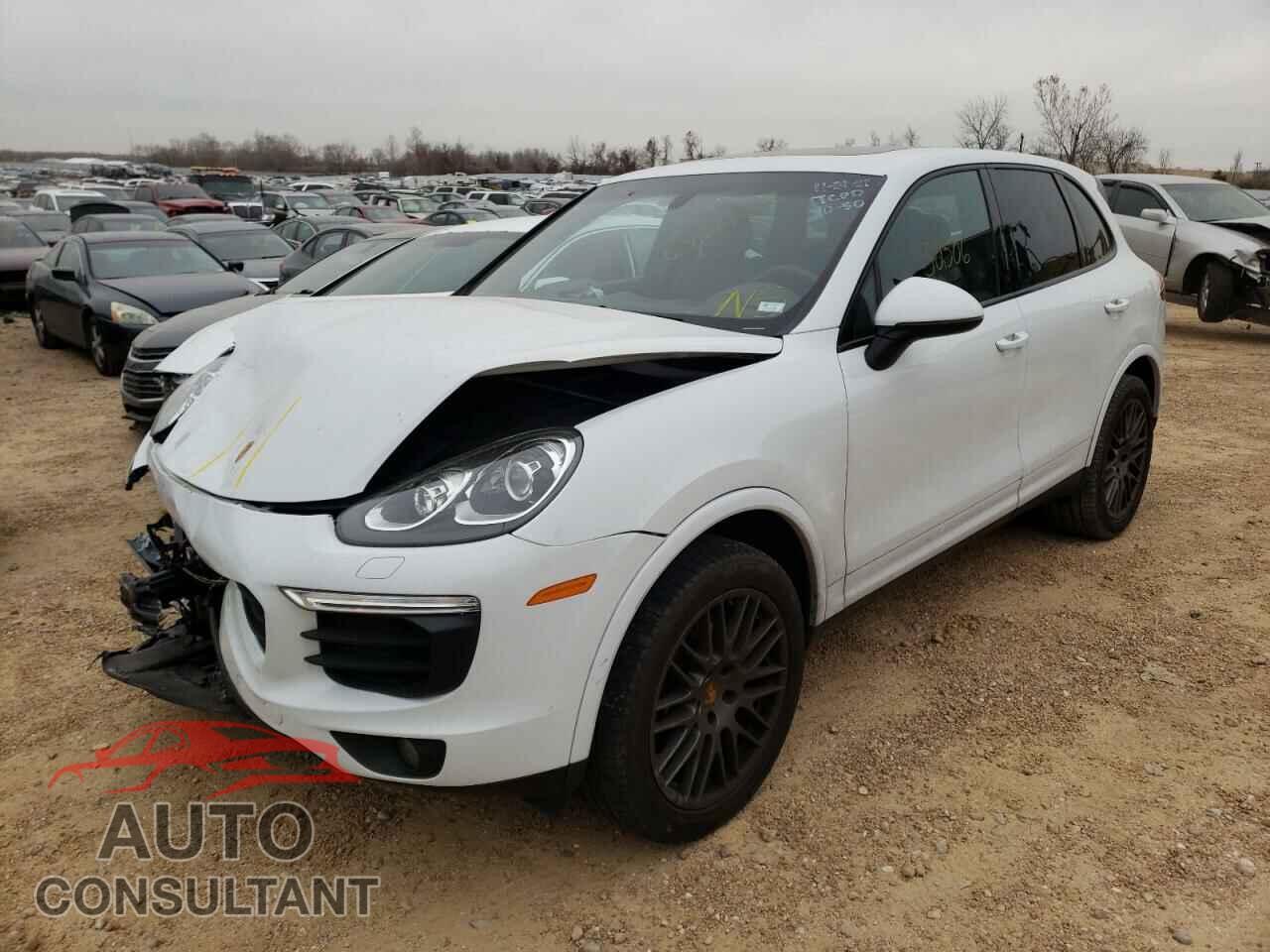 PORSCHE CAYENNE 2017 - WP1AA2A29HKA85478