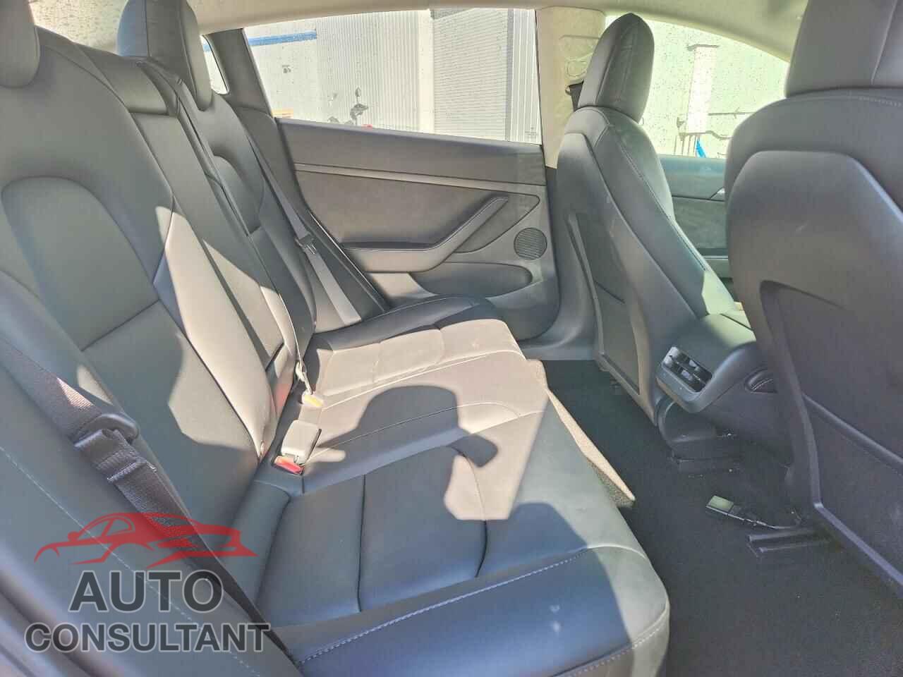 TESLA MODEL 3 2022 - 5YJ3E1EC6NF295380