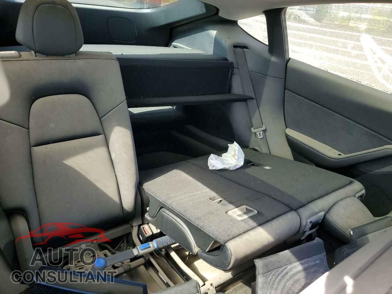 TESLA MODEL Y 2023 - LRWYGDFD3PC938807