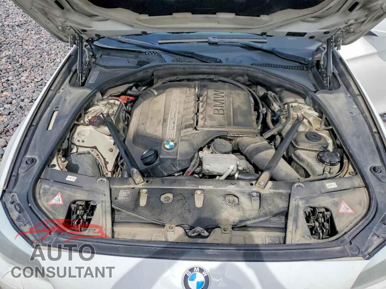 BMW 5 SERIES 2012 - WBAFU7C54CDU59489