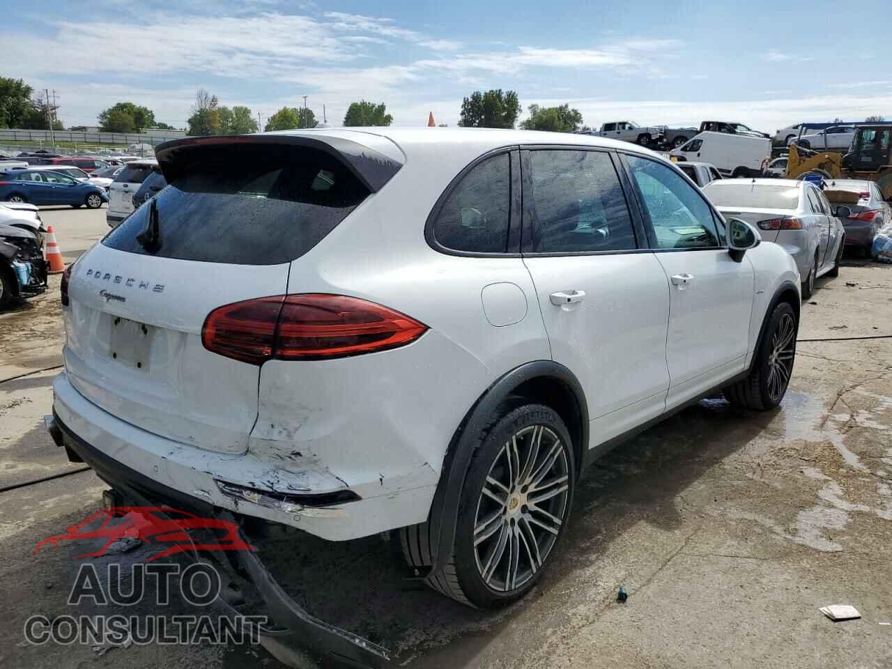PORSCHE CAYENNE 2016 - WP1AF2A20GKA40364
