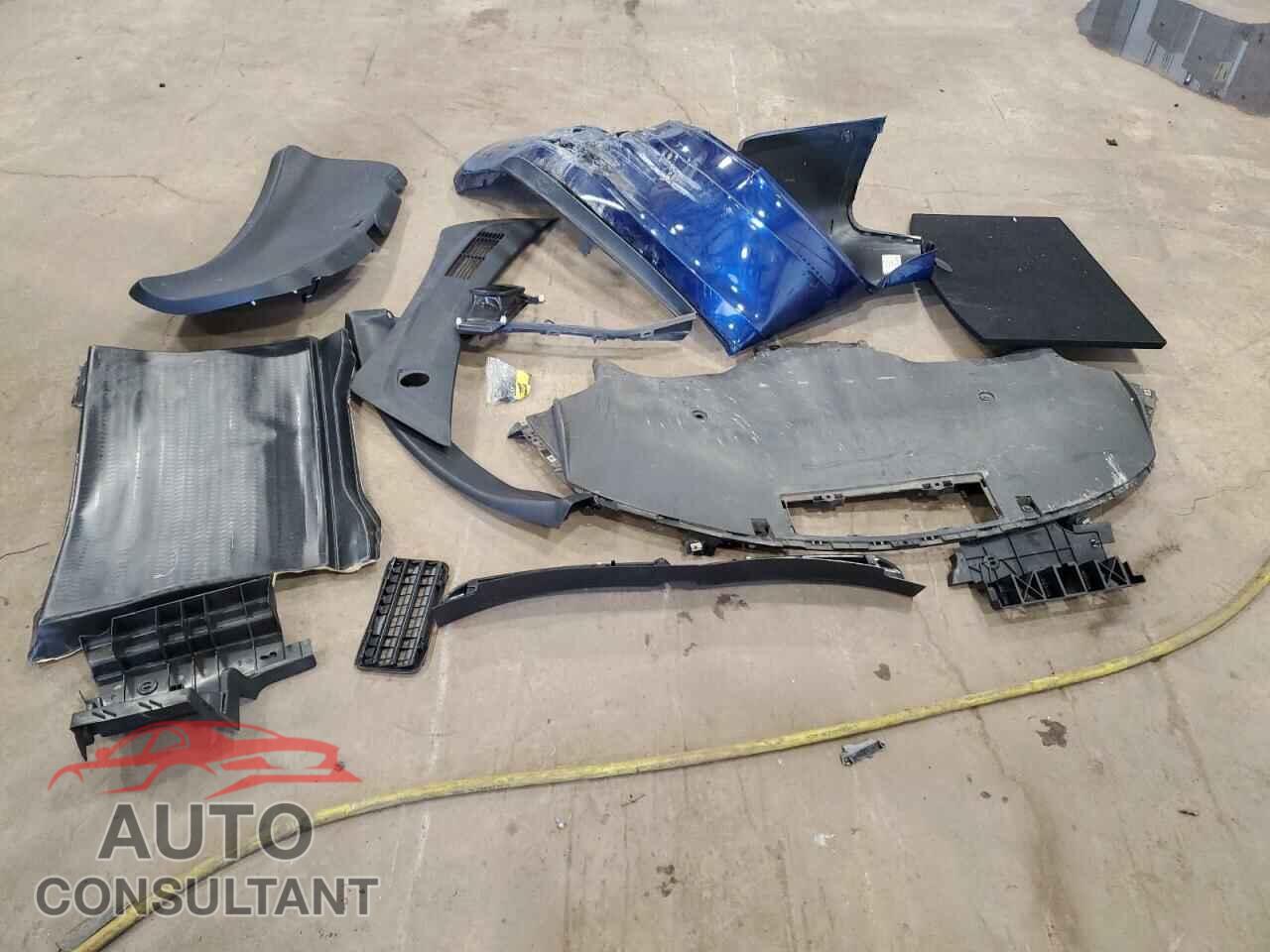 TESLA MODEL 3 2022 - 5YJ3E1EA8NF286033