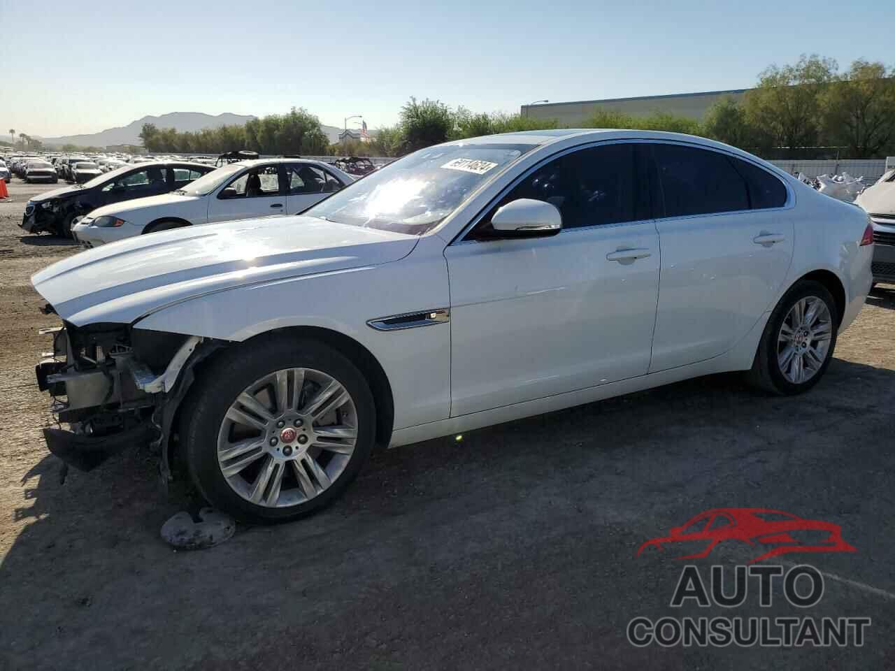 JAGUAR XF 2017 - SAJBR4BV6HCY32842