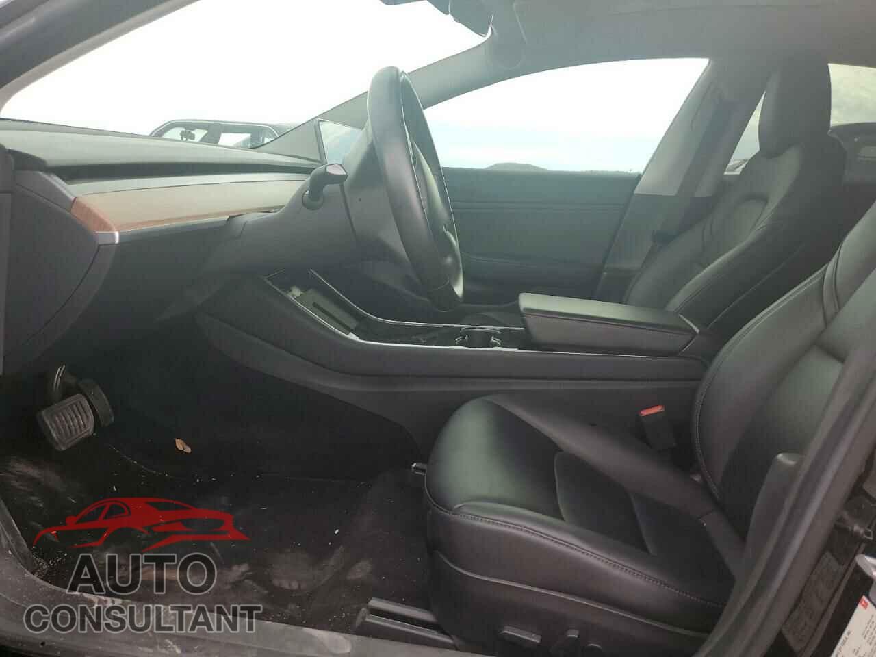 TESLA MODEL 3 2018 - 5YJ3E1EA1JF023621