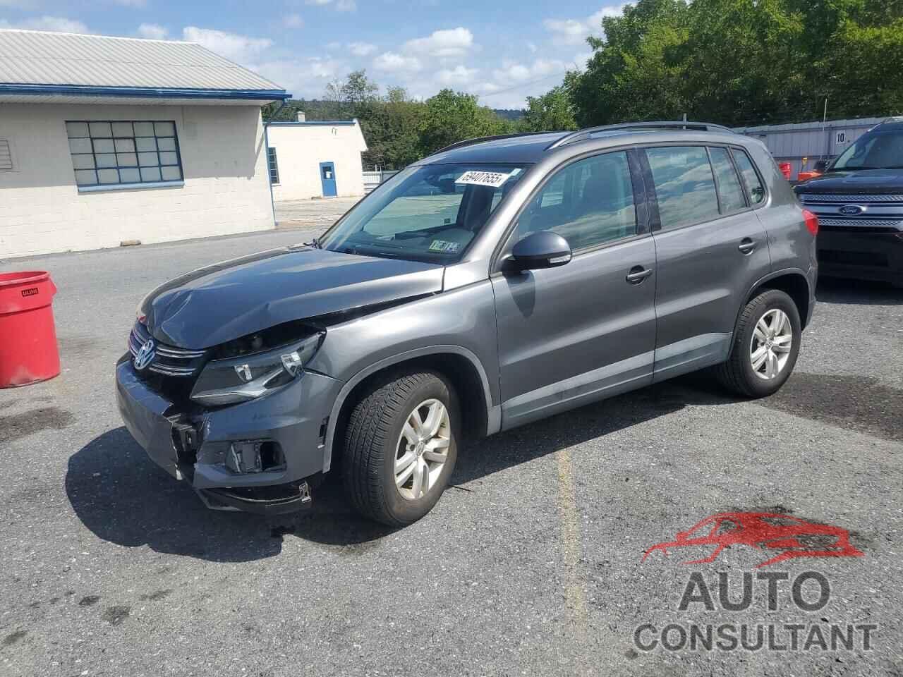 VOLKSWAGEN TIGUAN 2016 - WVGBV7AX1GW600768
