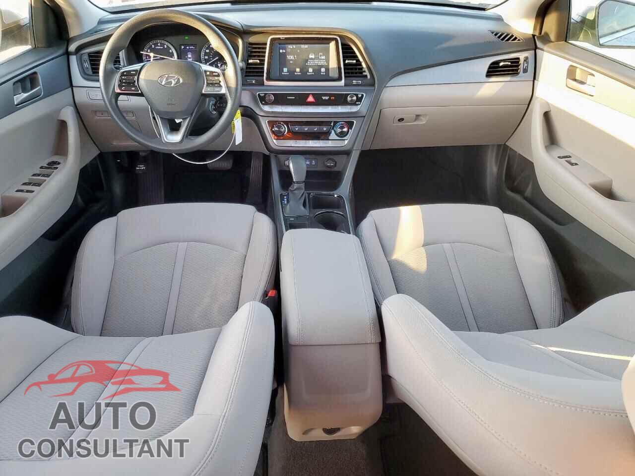 HYUNDAI SONATA 2018 - 5NPE24AA2JH687436