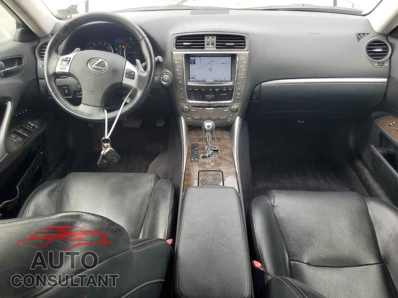 LEXUS IS 2012 - JTHCF5C2XC5059648