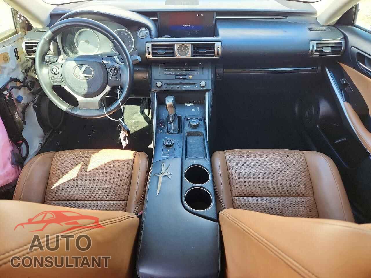 LEXUS IS 2015 - JTHBF1D22F5045072