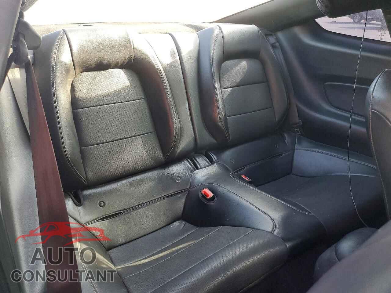 FORD MUSTANG 2019 - 1FA6P8CF1K5116081
