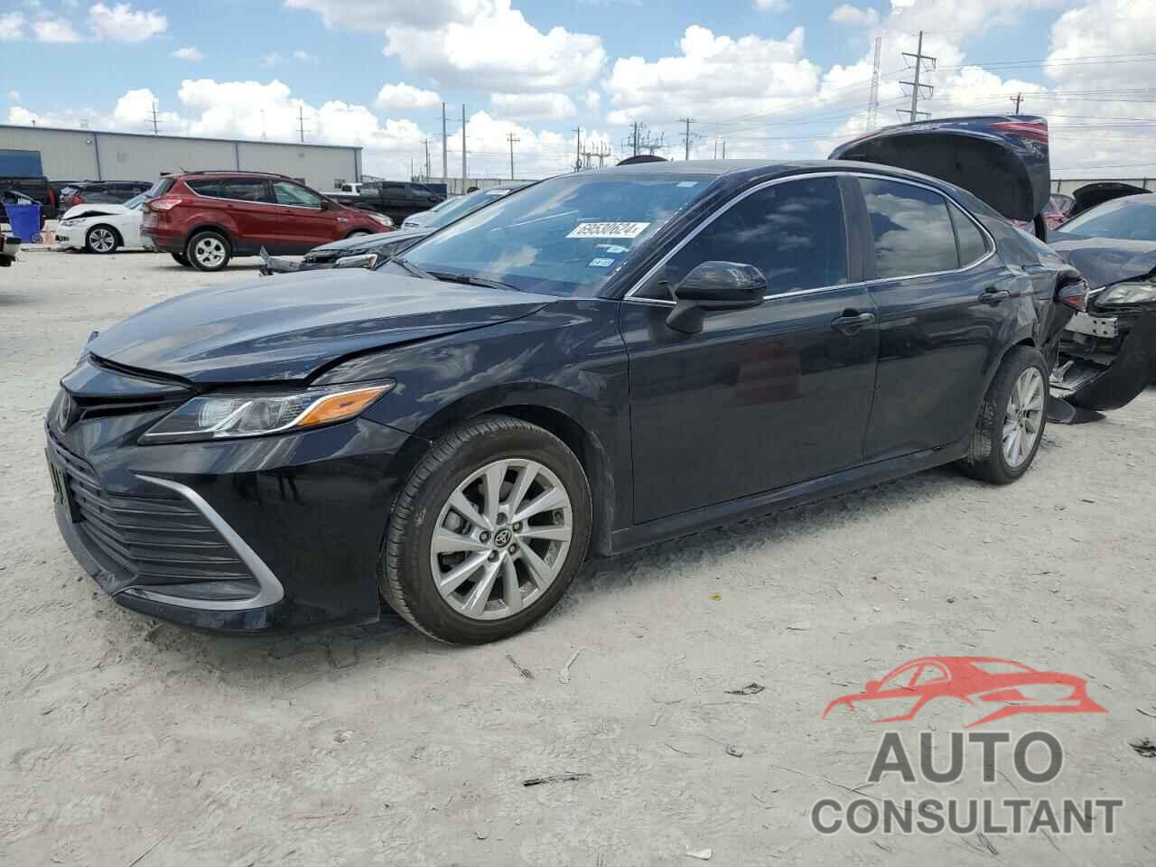 TOYOTA CAMRY 2021 - 4T1C11AKXMU439507