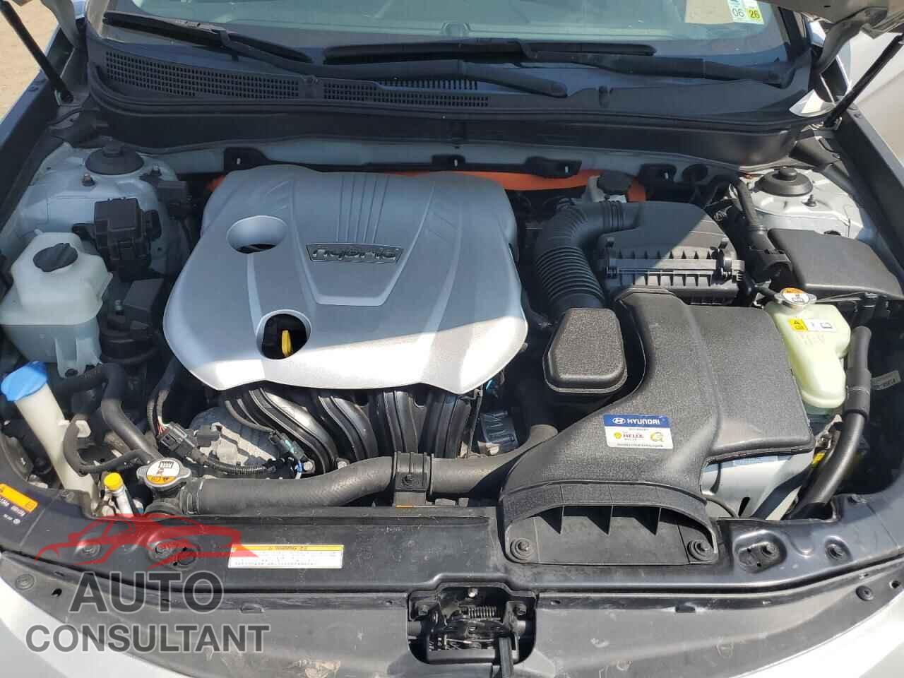 HYUNDAI SONATA 2013 - KMHEC4A41DA098389