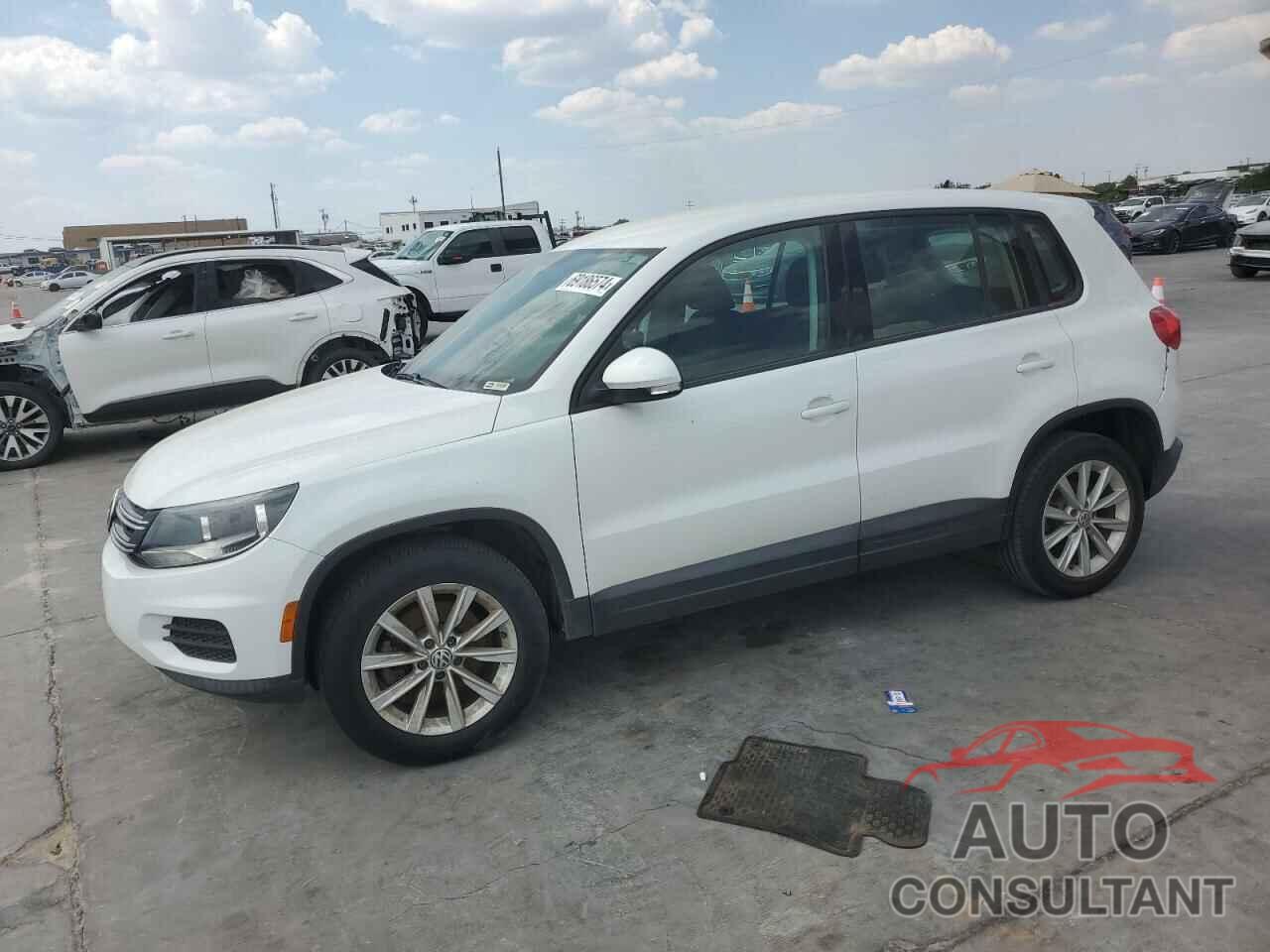 VOLKSWAGEN TIGUAN 2017 - WVGAV7AX6HK054358