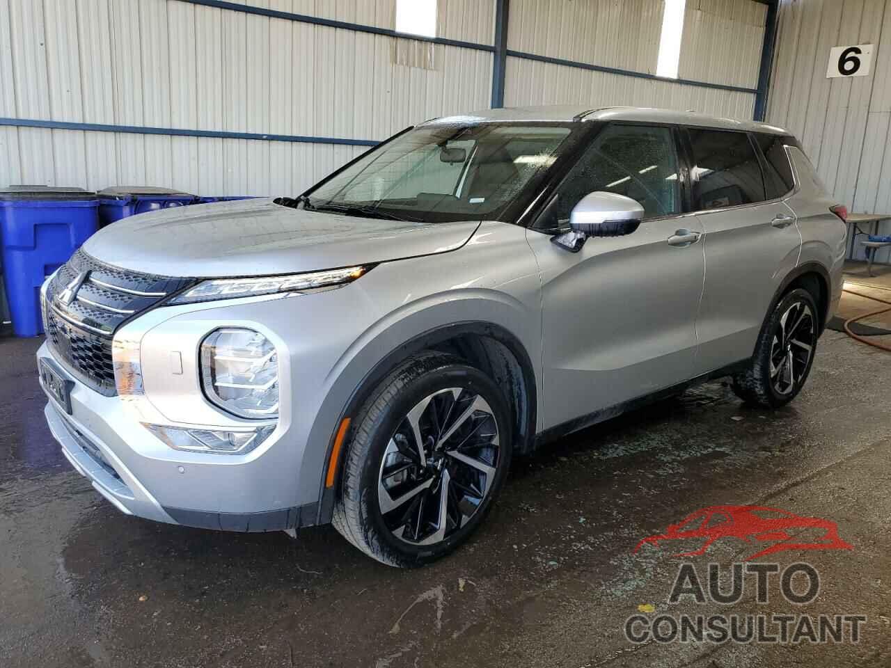 MITSUBISHI OUTLANDER 2023 - JA4J4UA81PZ023274