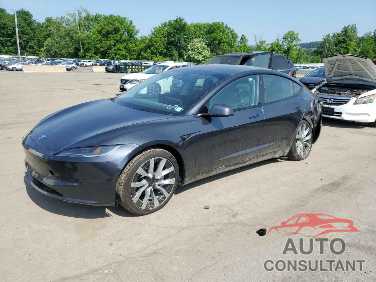 TESLA MODEL 3 2024 - 5YJ3E1EA0RF735193