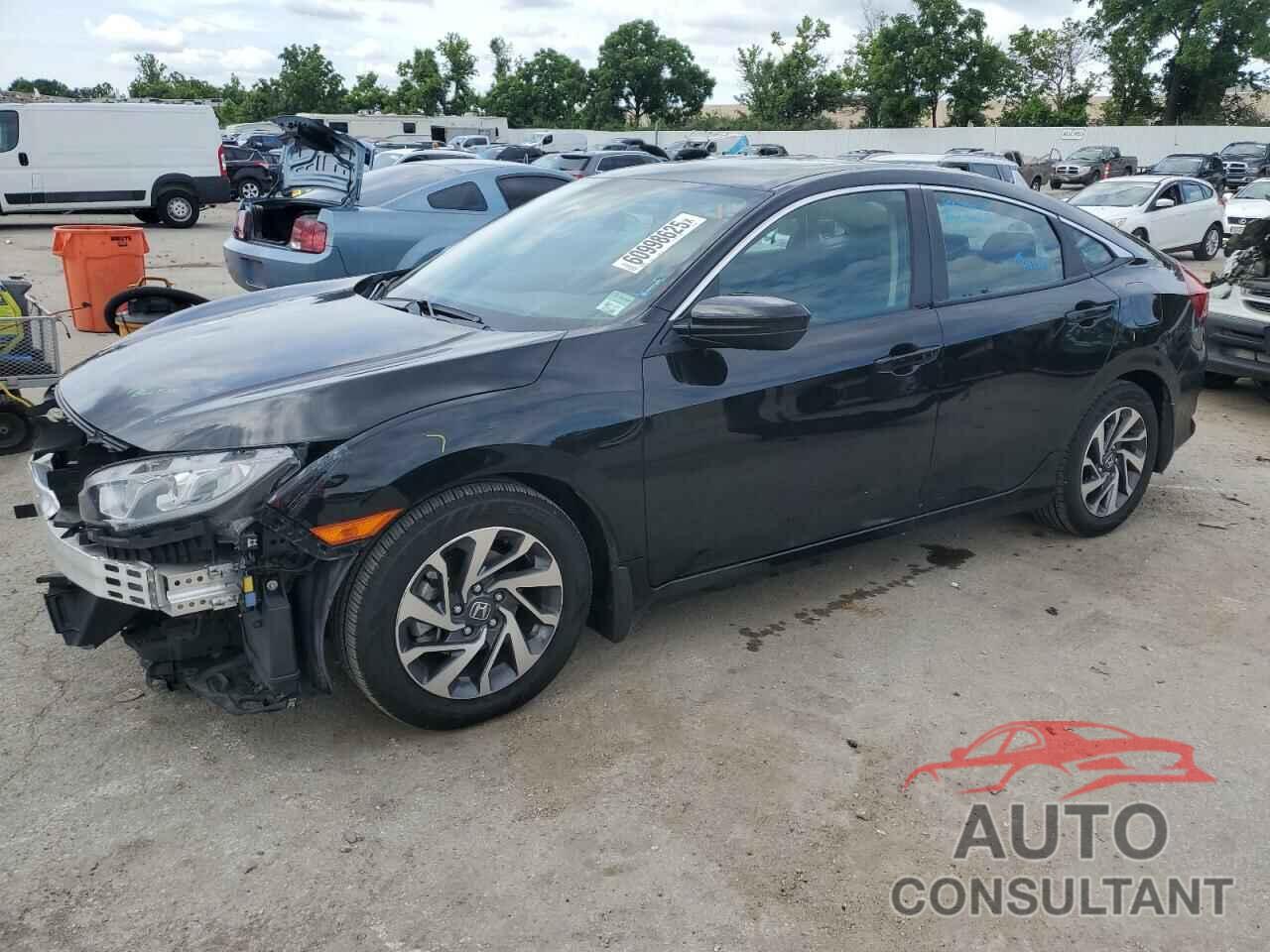 HONDA CIVIC 2018 - 19XFC2F77JE032504
