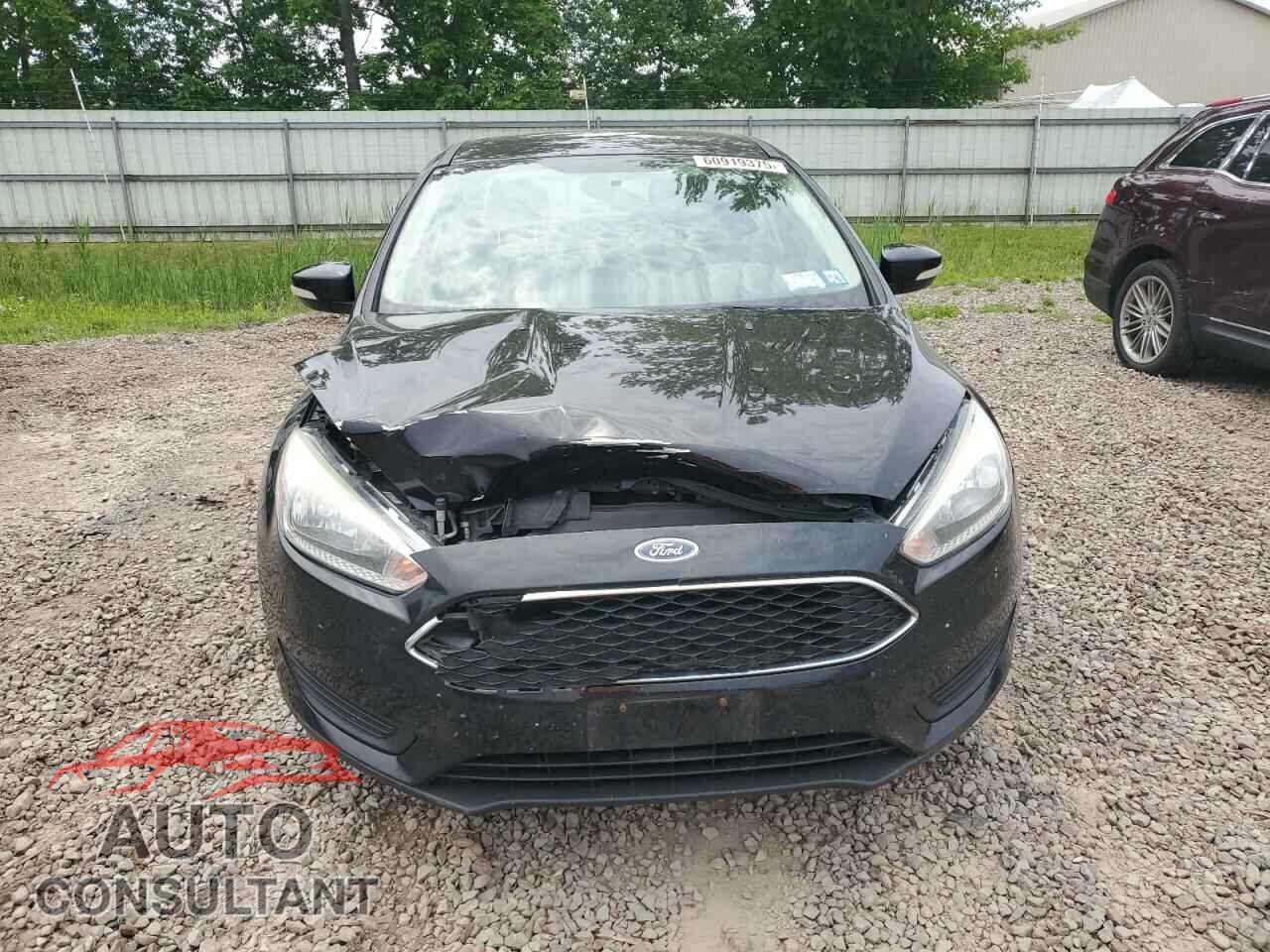 FORD FOCUS 2017 - 1FADP3F27HL291877