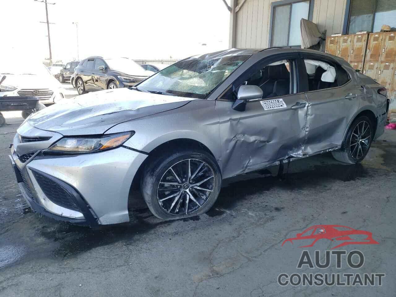 TOYOTA CAMRY 2022 - 4T1G11AK3NU657310